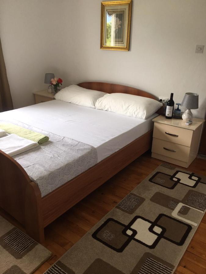 Apartments Hillside Улцинь Екстер'єр фото