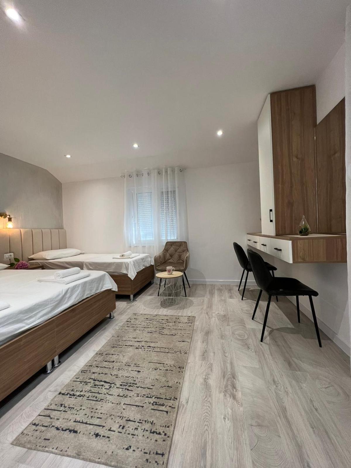 Apartments Hillside Улцинь Екстер'єр фото