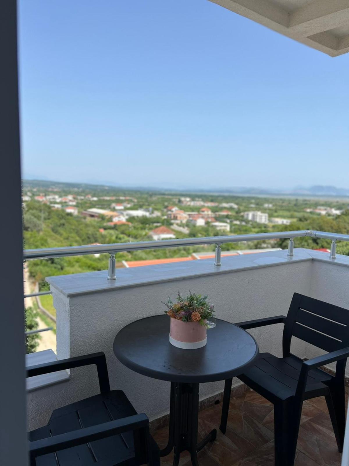 Apartments Hillside Улцинь Екстер'єр фото