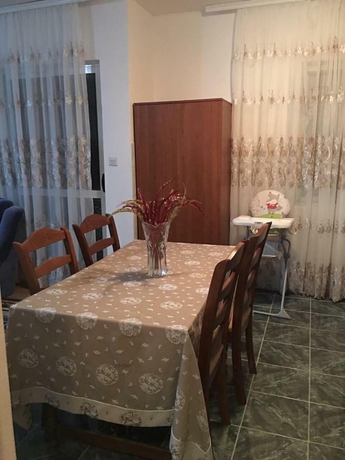 Apartments Hillside Улцинь Екстер'єр фото